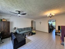 Blk 424 SUN PLAZA GARDENS (Tampines), HDB 4 Rooms #540961161